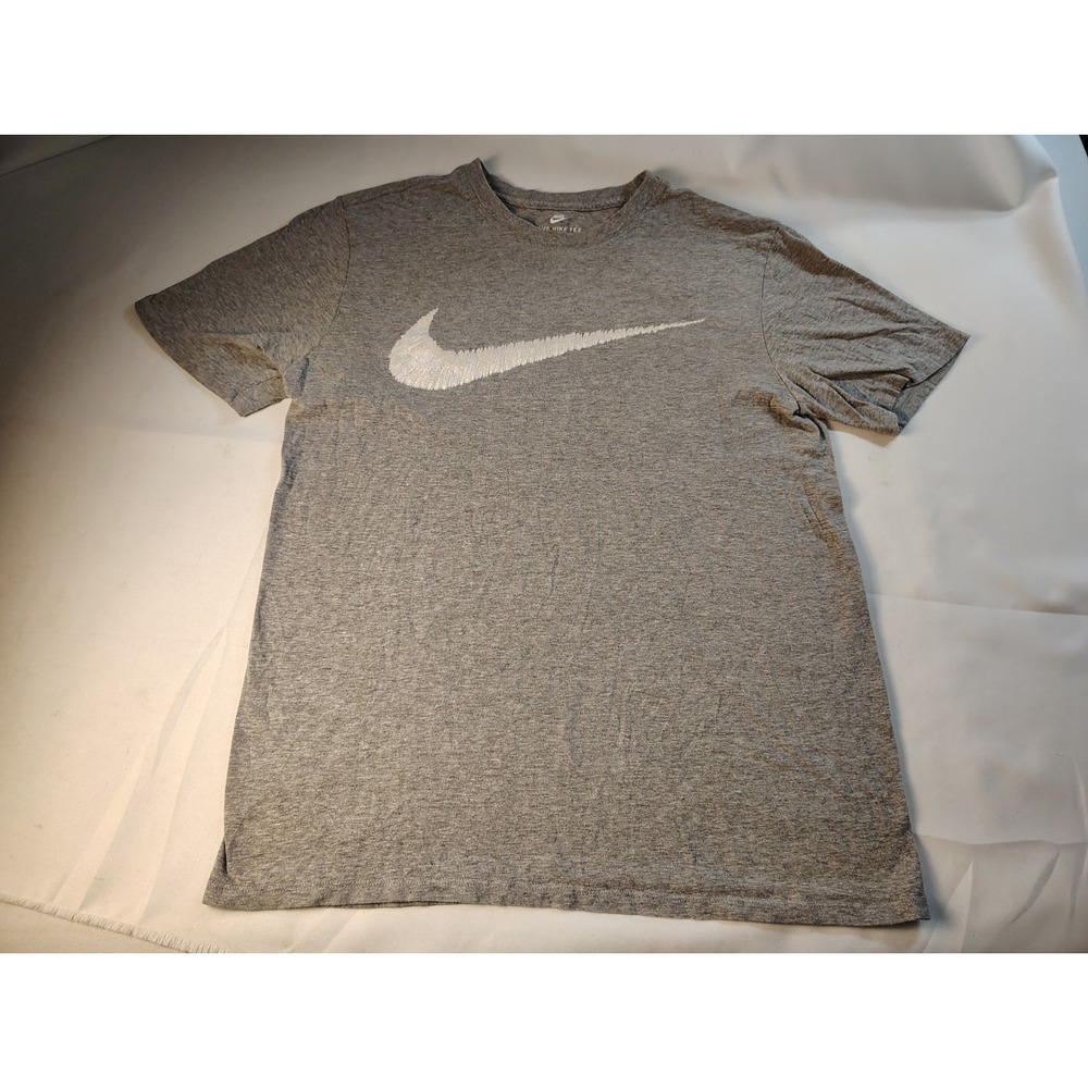 Nike Men Athletic Cut Embroidered Swoosh T-Shirt Heather Gray Sz L The Nike Tee